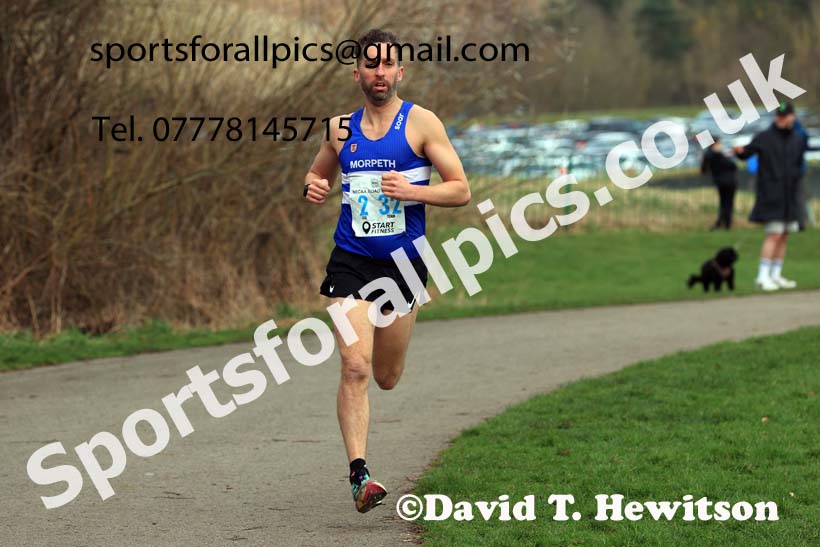 Senior and Veteran Men in the 2024 NECAA Road Relays Champs., Hetton Lyons Country Park, Hetton le Hole, County Durham. Photo: David T. Hewitson/Sports for All Pics